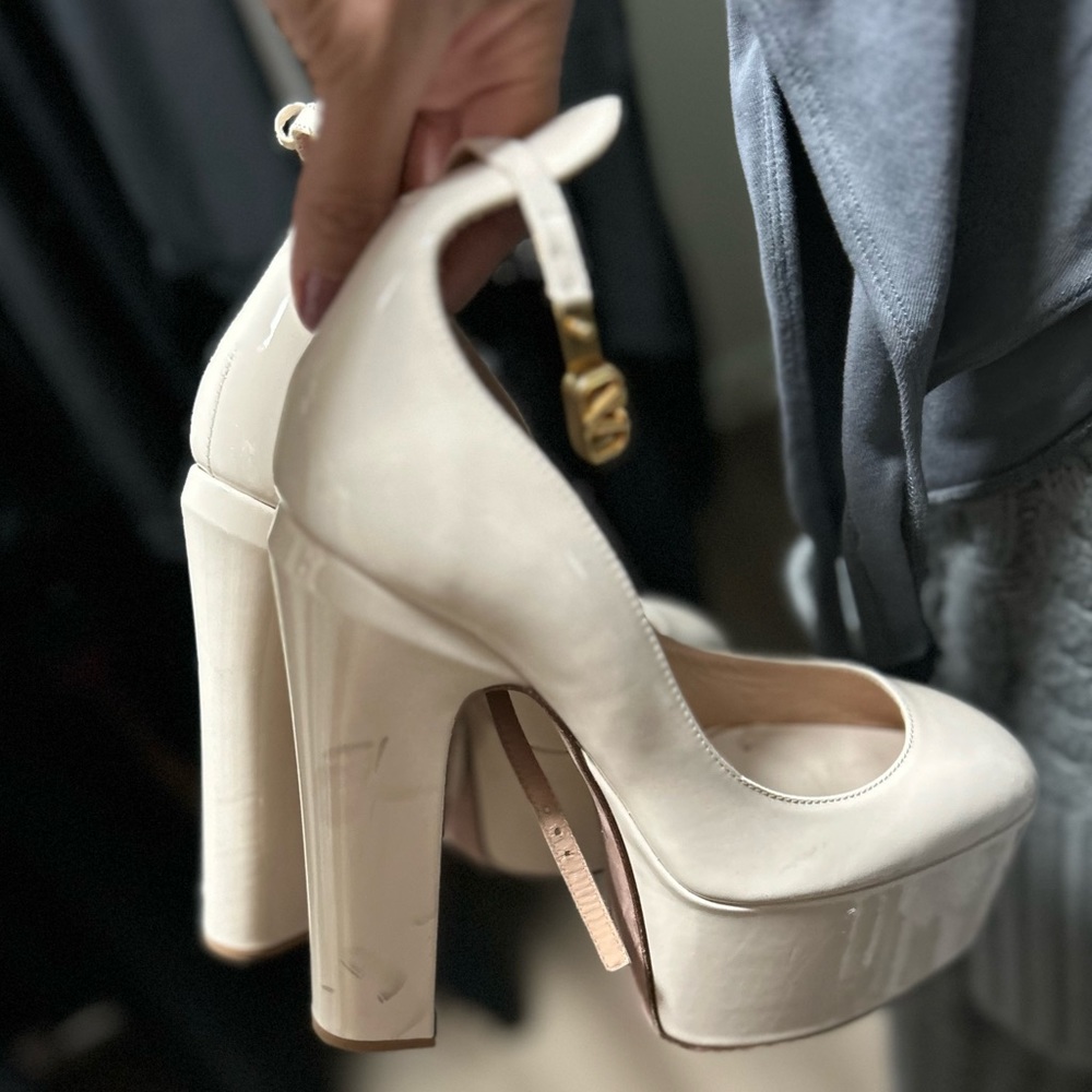 Valentino Platform
